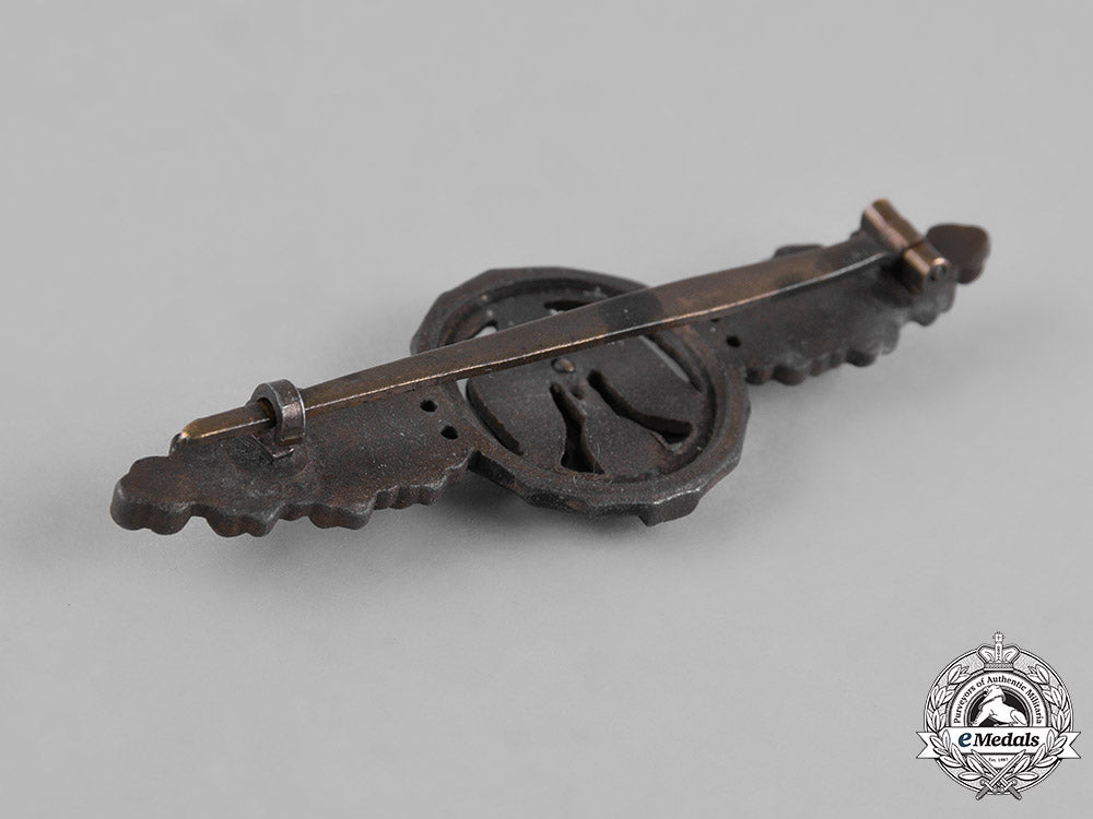 germany,_luftwaffe._a_short_range_night_fighter_clasp,_bronze_grade_m182_0823