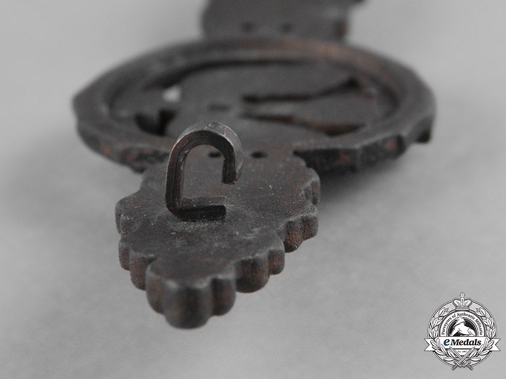 germany,_luftwaffe._a_short_range_night_fighter_clasp,_bronze_grade_m182_0824