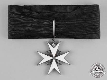 united_kingdom._an_order_of_st._john,_knight_of_grace,_c.1950_m182_0870