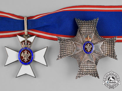 united_kingdom._a_royal_victorian_order,_knights_commander_set(_kcvo)_m182_0883