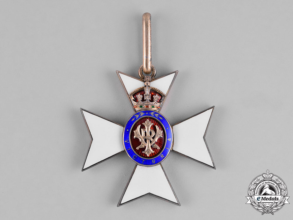 united_kingdom._a_royal_victorian_order,_knights_commander_set(_kcvo)_m182_0885