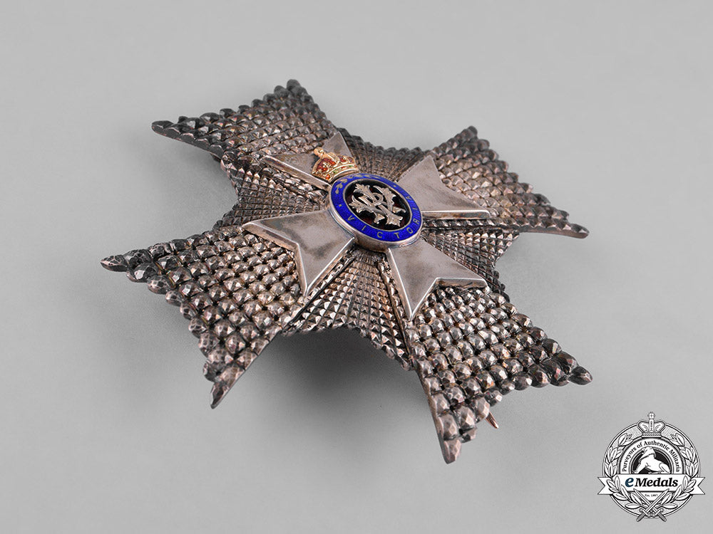 united_kingdom._a_royal_victorian_order,_knights_commander_set(_kcvo)_m182_0891