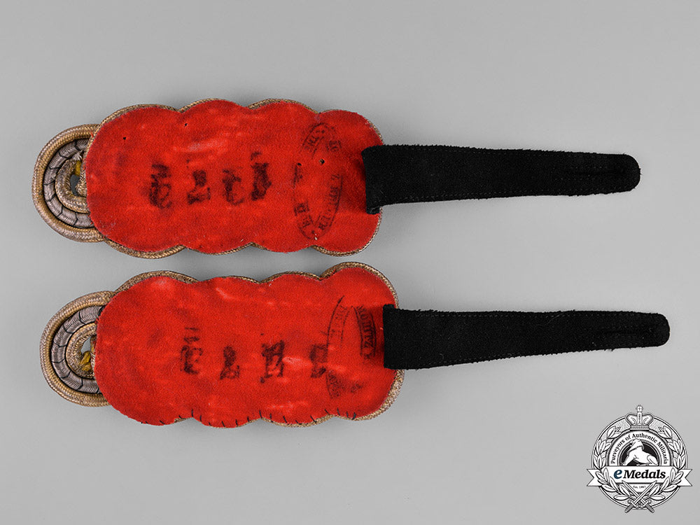 prussia,_state._a_pair_of_prussian_field_marshal_shoulder_boards,_c.1870_m182_0932_1_2