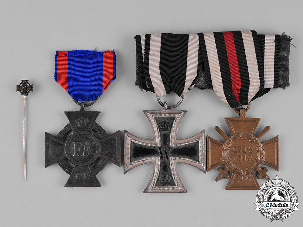 germany,_imperial._a_group_of_first_war_period_medals_m182_0938