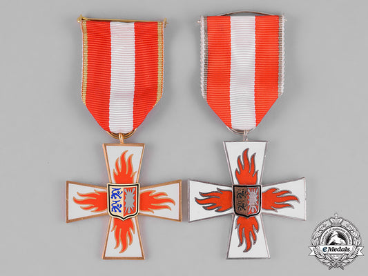 germany,_weimar._a_pair_of_fire_brigade_service_medals_m182_0950