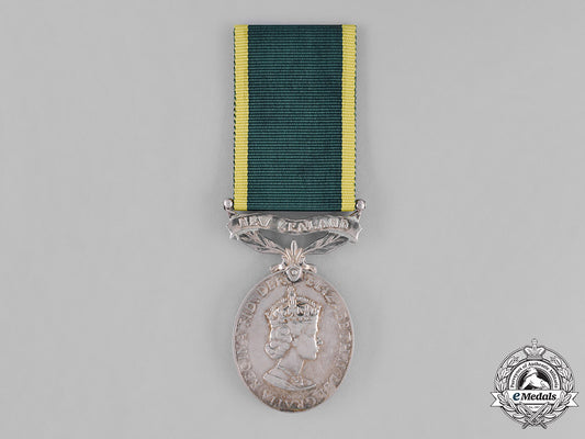 united_kingdom._an_efficiency_medal_with_new_zealand_scroll,_un-_named_m182_0982_1_1