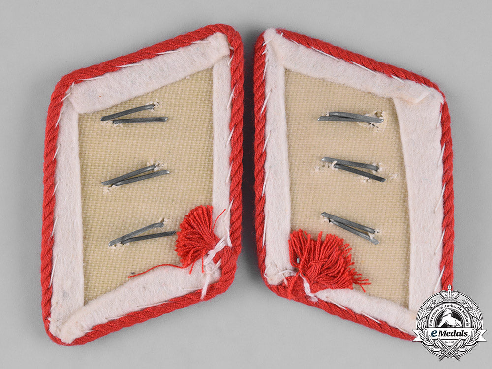 germany,_luftwaffe._a_pair_of1_st_fallschirm-_panzer_division_hermann_göring_obergefreiter_collar_tabs_m182_1084