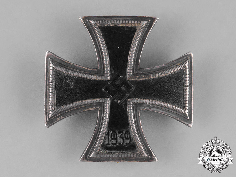 germany,_wehrmacht._an_early1939_iron_cross,_i_class_m182_1096