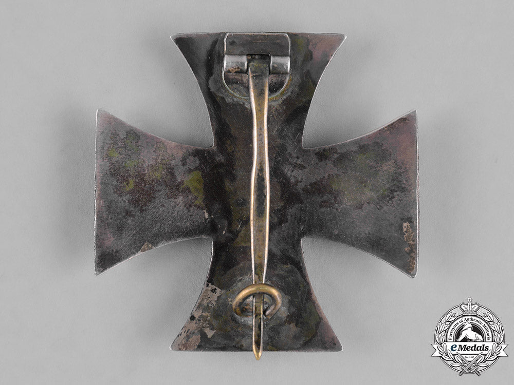 germany,_wehrmacht._an_early1939_iron_cross,_i_class_m182_1097