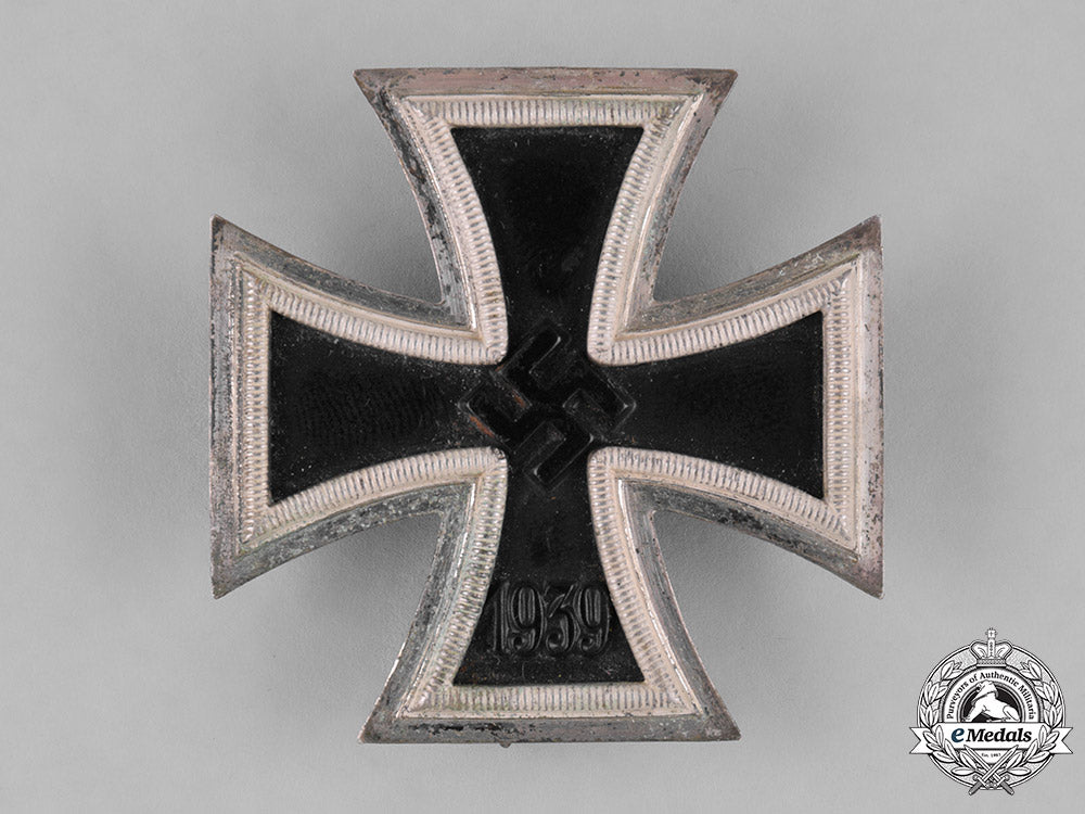 germany,_wehrmacht._a1939_iron_cross_first_class,_with_case,_by_b.h._mayer_m182_1273