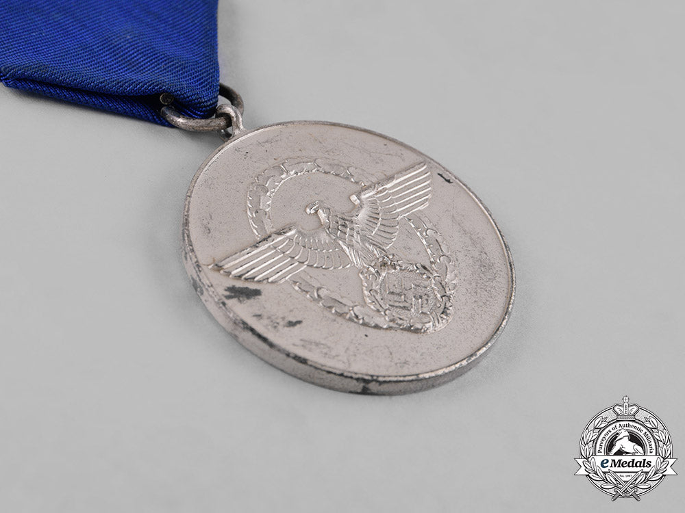 germany,_ordnungspolizei._a_cased_ordnungspolizei(_order_police)8-_year_faithful_service_medal_m182_1298