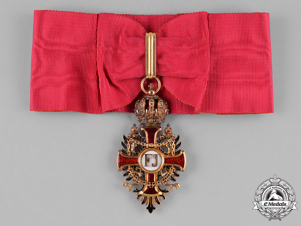 austria,_empire._an_order_of_franz_joseph_in_gold,_commander_cross,_by_vincent_mayer’s_söhne,_c.1900_m182_1393