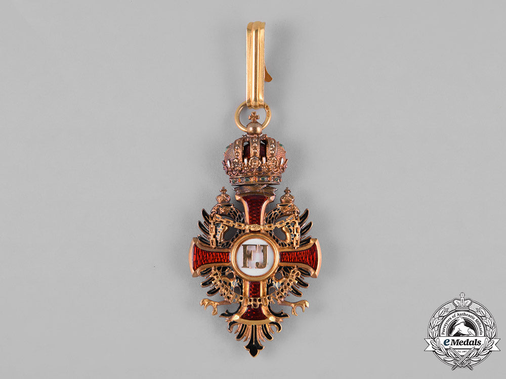 austria,_empire._an_order_of_franz_joseph_in_gold,_commander_cross,_by_vincent_mayer’s_söhne,_c.1900_m182_1394
