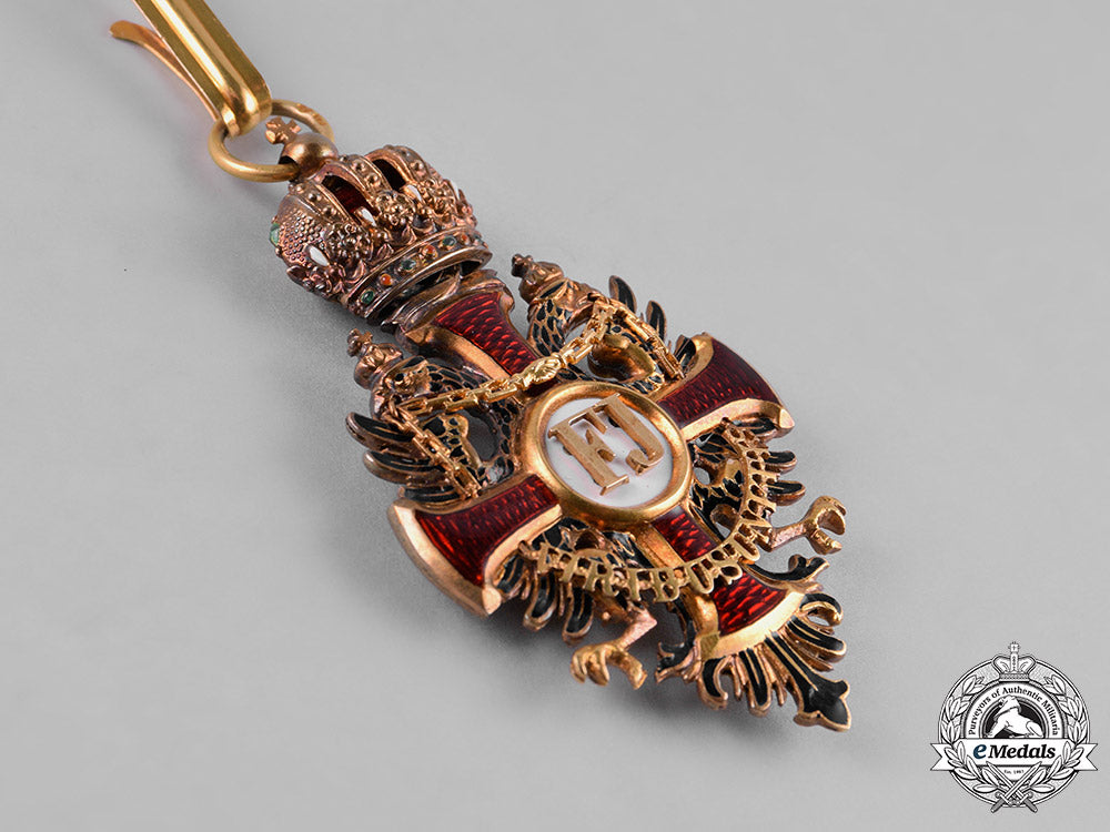 austria,_empire._an_order_of_franz_joseph_in_gold,_commander_cross,_by_vincent_mayer’s_söhne,_c.1900_m182_1396