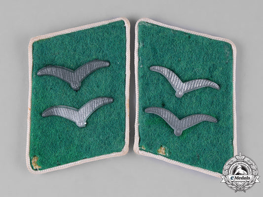 germany,_luftwaffe._a_pair_of_luftwaffe_ground_division_infantry_gefreiter_collar_tabs_m182_1504