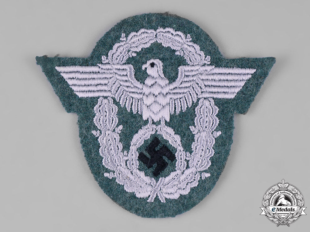 germany,_ordnungspolizei._an_order_police_administration_sleeve_insignia_m182_1522