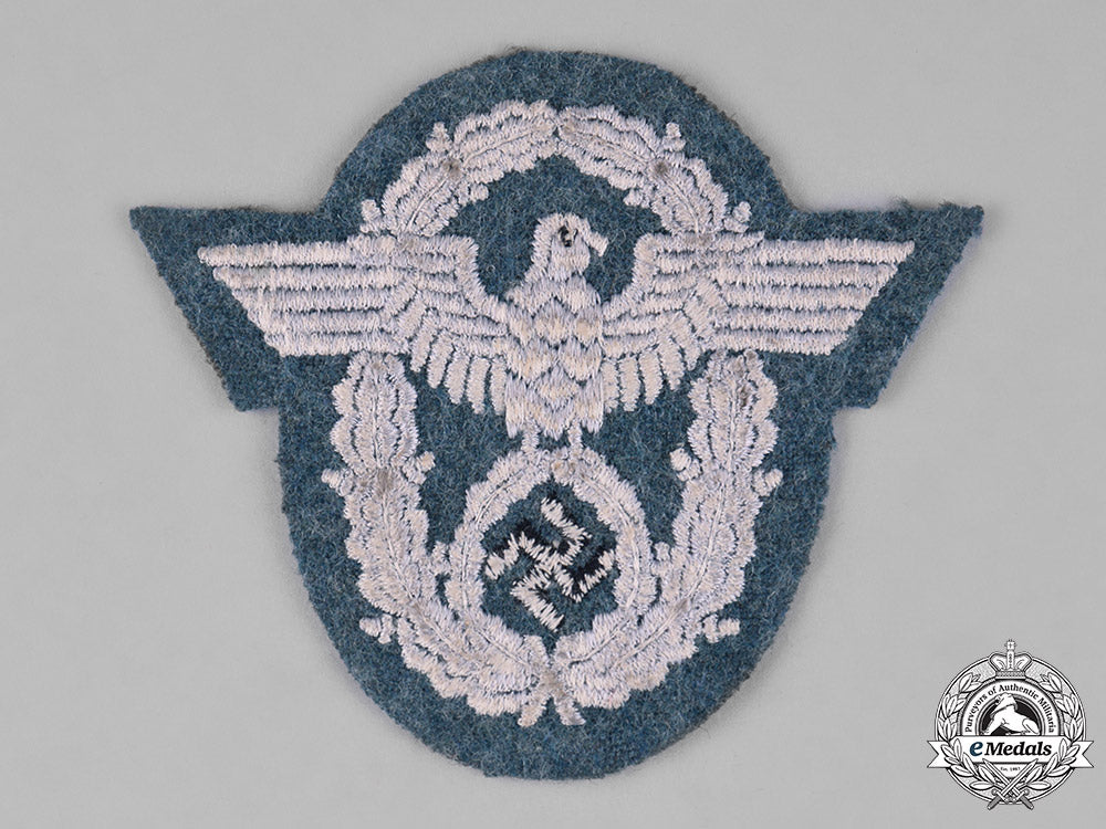 germany,_ordnungspolizei._an_order_police_administration_sleeve_insignia_m182_1523