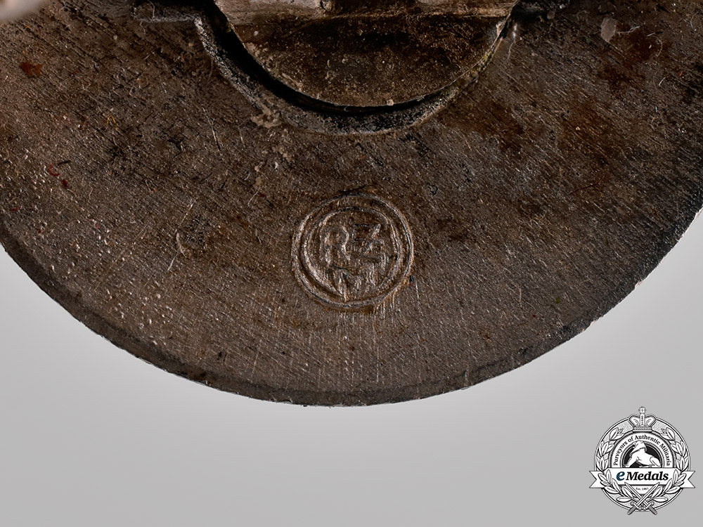 germany,_nsdap._a_membership_badge,_by_rudolf_reiling_m182_1535