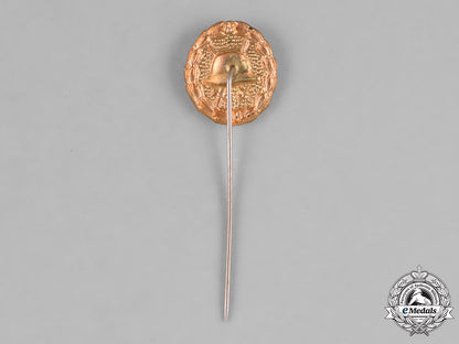 germany,_imperial._a_gold_grade_wound_badge_with_miniature_m182_1681