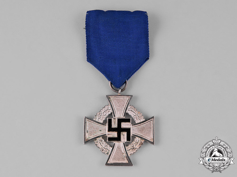 germany,_third_reich._a_group_of_medals&_decorations_m182_1797