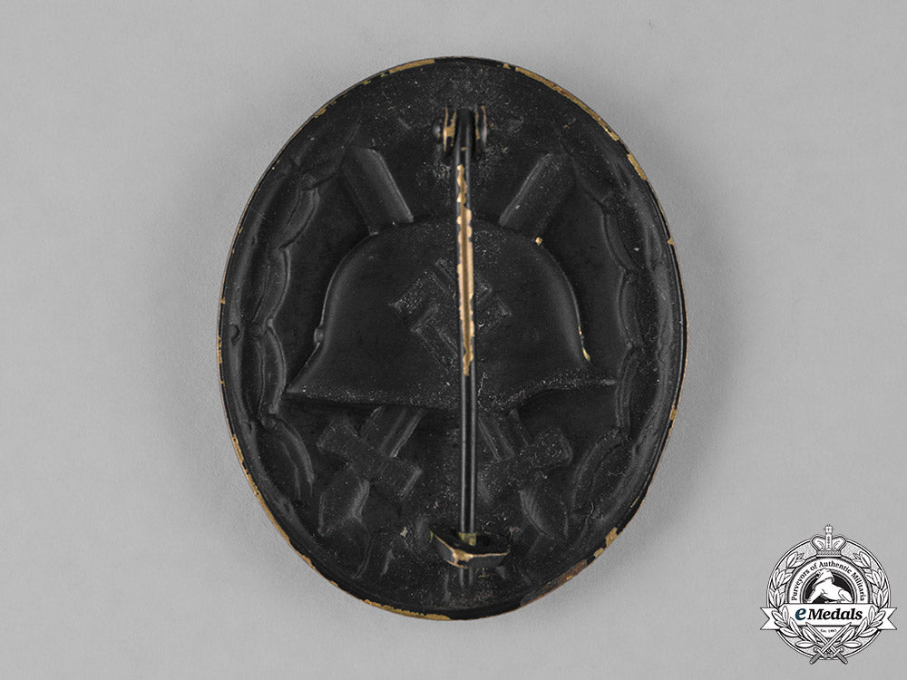 germany,_third_reich._a_group_of_medals&_decorations_m182_1804