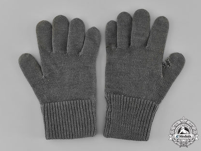 germany,_wehrmacht._a_pair_of_second_war_period_wehrmacht_winter_gloves_m182_1888