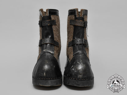 germany,_wehrmacht._a_pair_of_wehrmacht_winter_sentry_boots_by_anton_bartowski,_c.1943_m182_1931