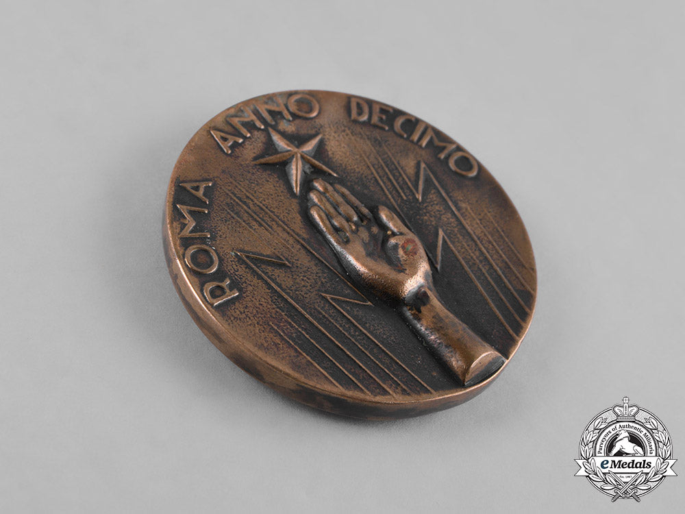 italy,_kingdom._a_first_assembly_of_professionals_and_artists_medal1932_m182_2014