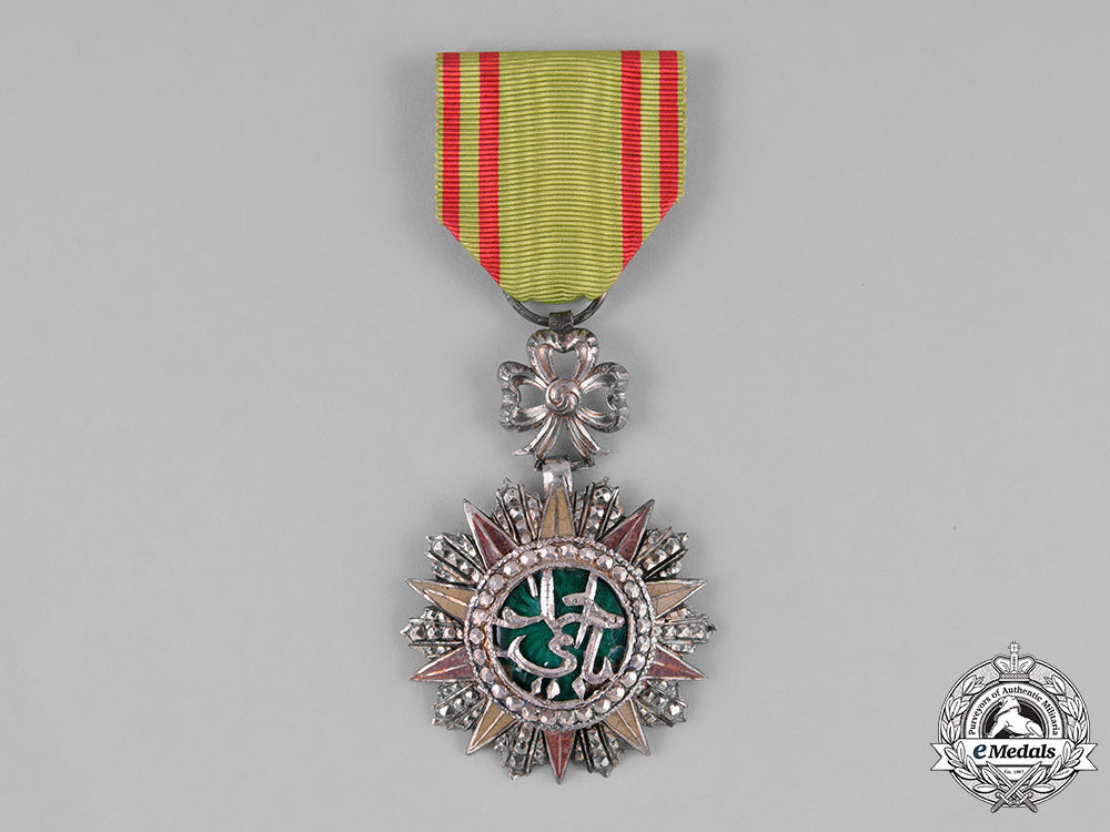 tunisia,_french_protectorate._an_order_of_glory,_v_class,_c.1930_m182_2024