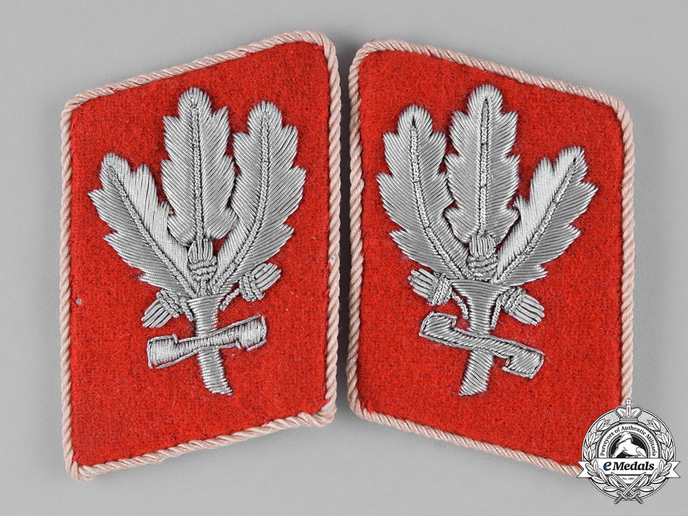 germany,_sa._a_pair_of_rzm-_marked_sturmabteilung(_sa)_hauptampt_brigadeführer_collar_tabs_m182_2066