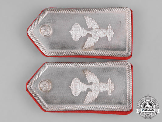 italy,_kingdom._an_africa_corps_general's_shoulder_board_pair_m182_2161