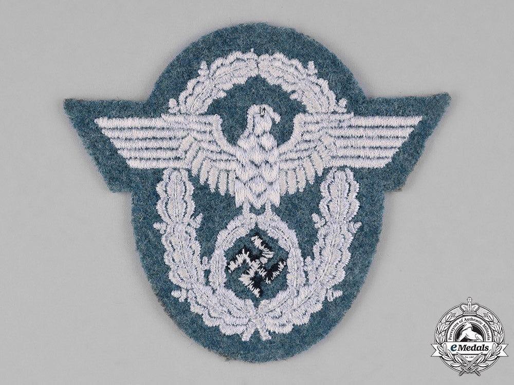 germany,_ordnungspolizei._a_police_administration_sleeve_insignia_m182_2311