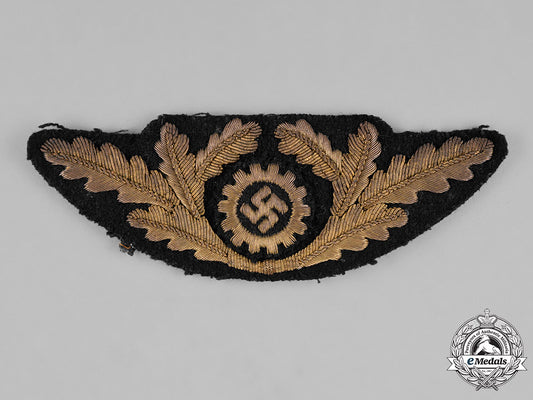 germany,_daf._a_german_labour_front_leader_visor_insignia_m182_2321
