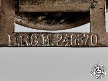 bavaria,_kingdom._an_officer’s_brocade_dress_belt_and_buckle,_c.1916_m182_2507