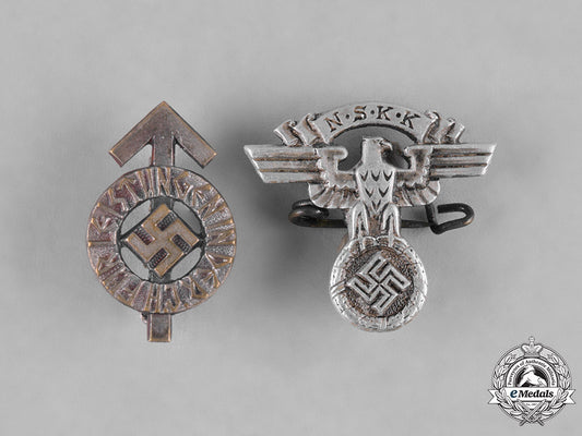 germany._two_miniature_membership_and_proficiency_badges_m182_2623