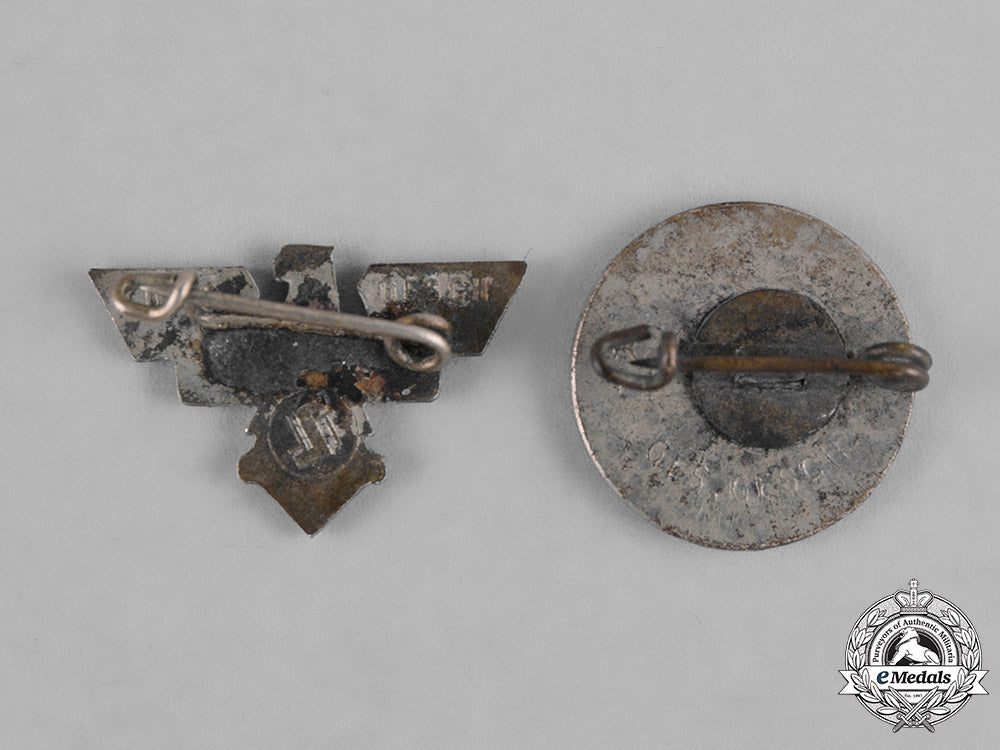 germany._two_miniature_supporter’s_and_membership_stick_pins_m182_2637