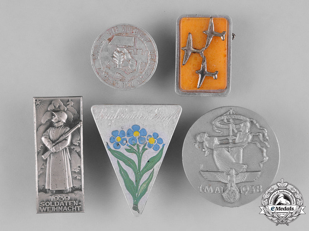 germany,_third_reich._a_lot_of_second_war_period_event_badges_m182_2672