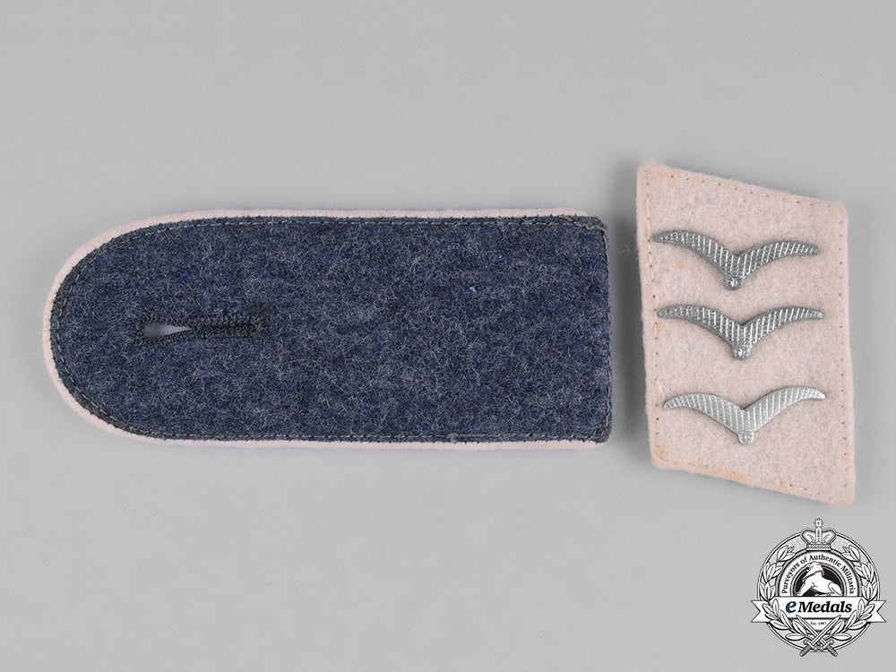 germany,_luftwaffe._a_set_of_hermann_göring_division_insignia_m182_2687