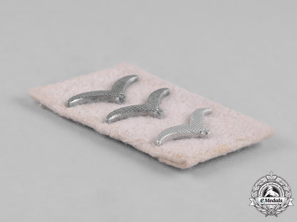 germany,_luftwaffe._a_set_of_hermann_göring_division_insignia_m182_2689