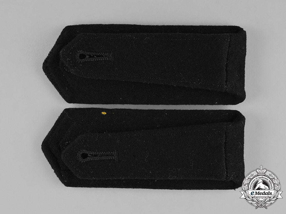 germany,_kriegsmarine._a_pair_of_feldwebel_teletypist_shoulder_board_m182_2691