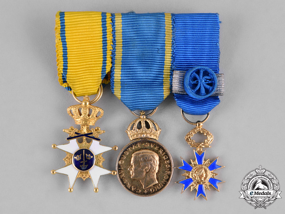 sweden,_kingdom._a_fine_order_of_the_sword_miniature_group_in_gold,_c.1975_m182_2789_1