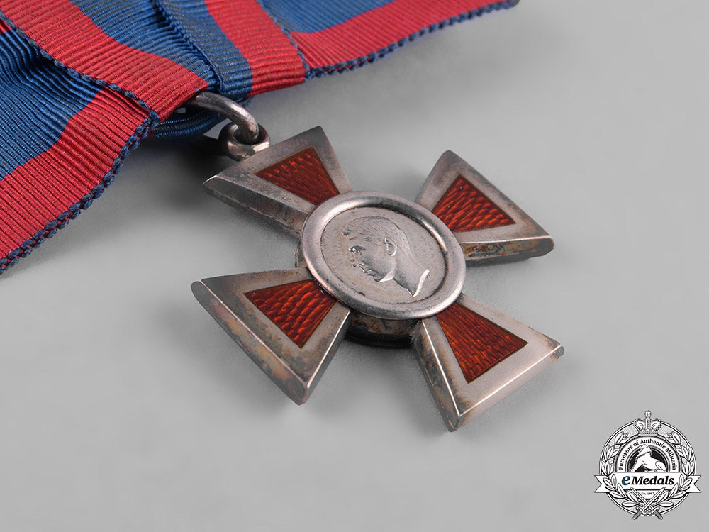 united_kingdom._a_royal_red_cross,_ii_class_for_women,_c1945_m182_2827