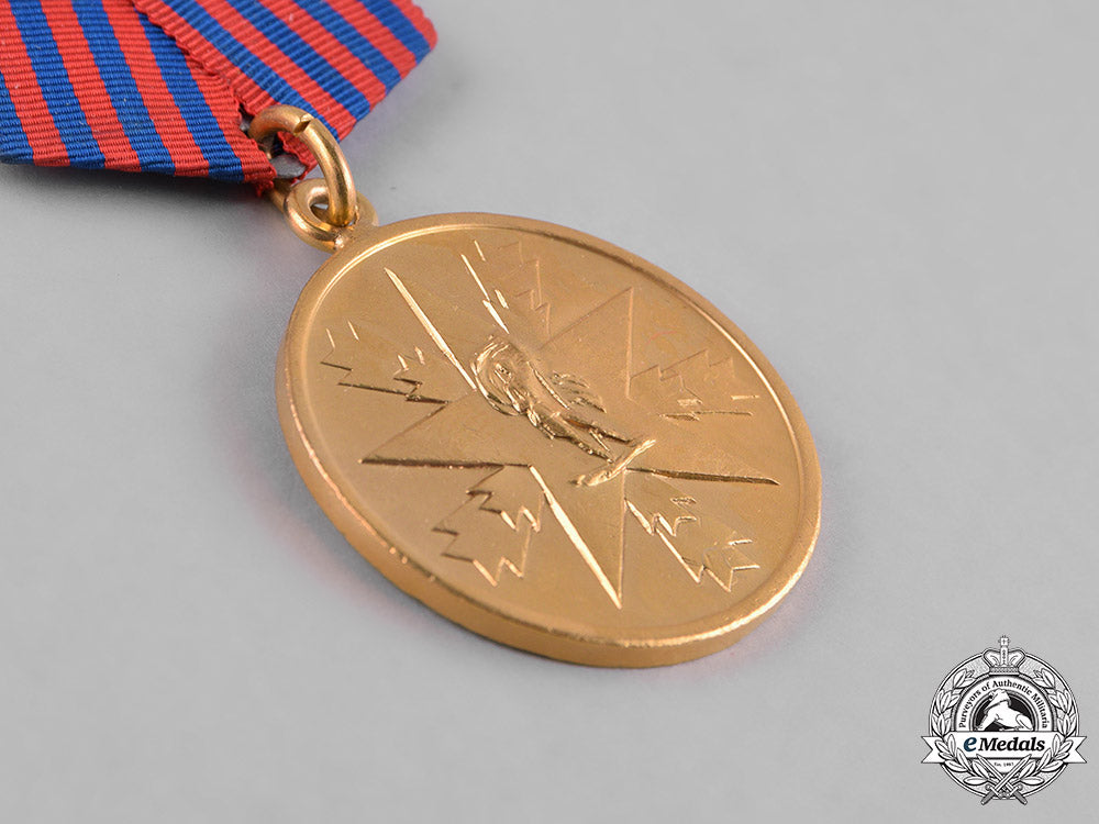 international._a_lot_of_seven_awards_m182_2873