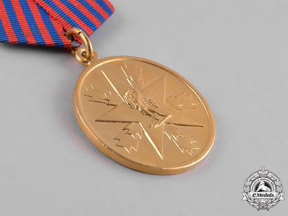 international._a_lot_of_seven_awards_m182_2873