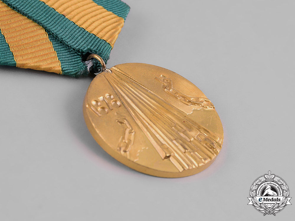 international._lot_of_seven_awards_m182_3051