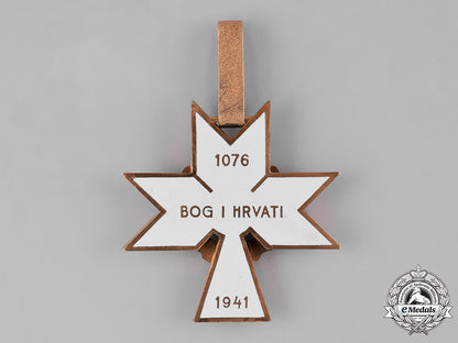 croatia,_independent_state._an_order_of_the_crown_of_king_zvonimir,_i_class_cross,_with_oak_leaves,_by_b._knaus,_c.1941_m182_3080