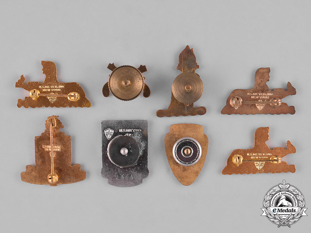 united_states._forty-_nine_regimental_insignia_badges_m182_3409