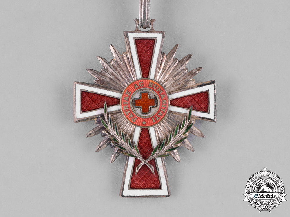 austria,_i_republic._an_order_of_the_red_cross,_ii_class_cross,_c.1923_m182_3445