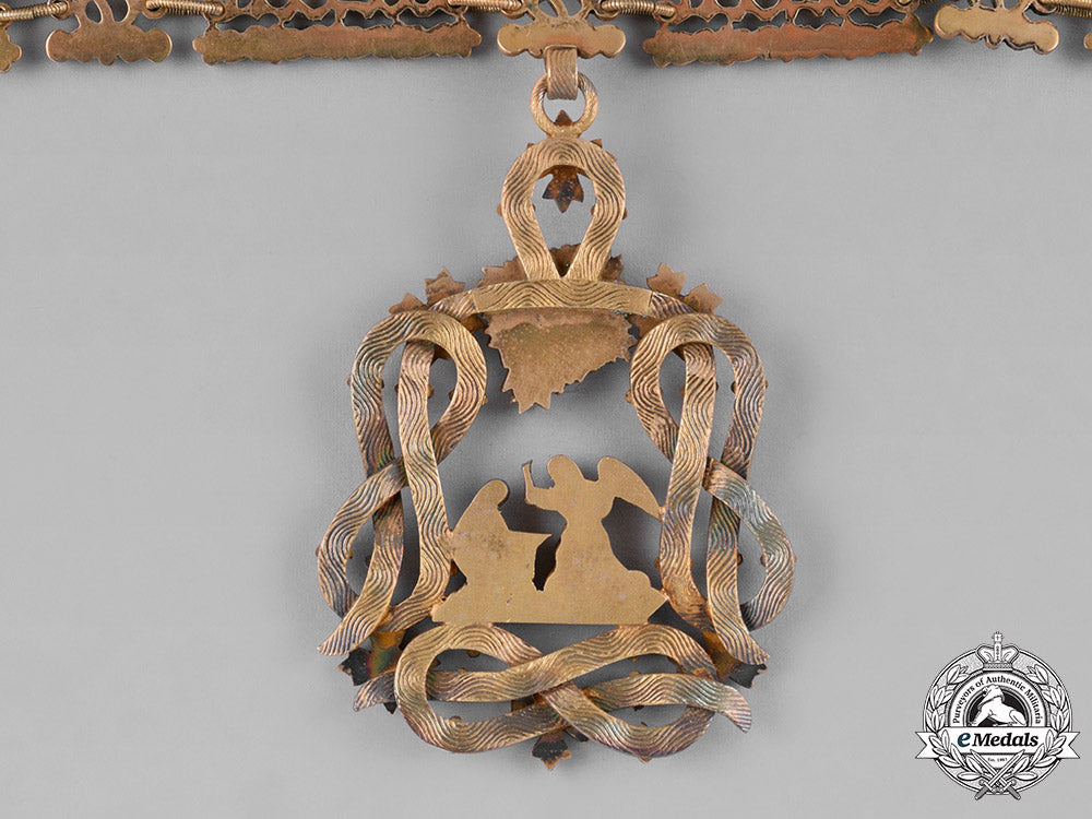 italy,_kingdom._an_order_of_the_annunciation,_lesser_collar_with_star,_by_cravanzola,_c.1930_m182_3492_1_1_1_1_1_1_1_1_1