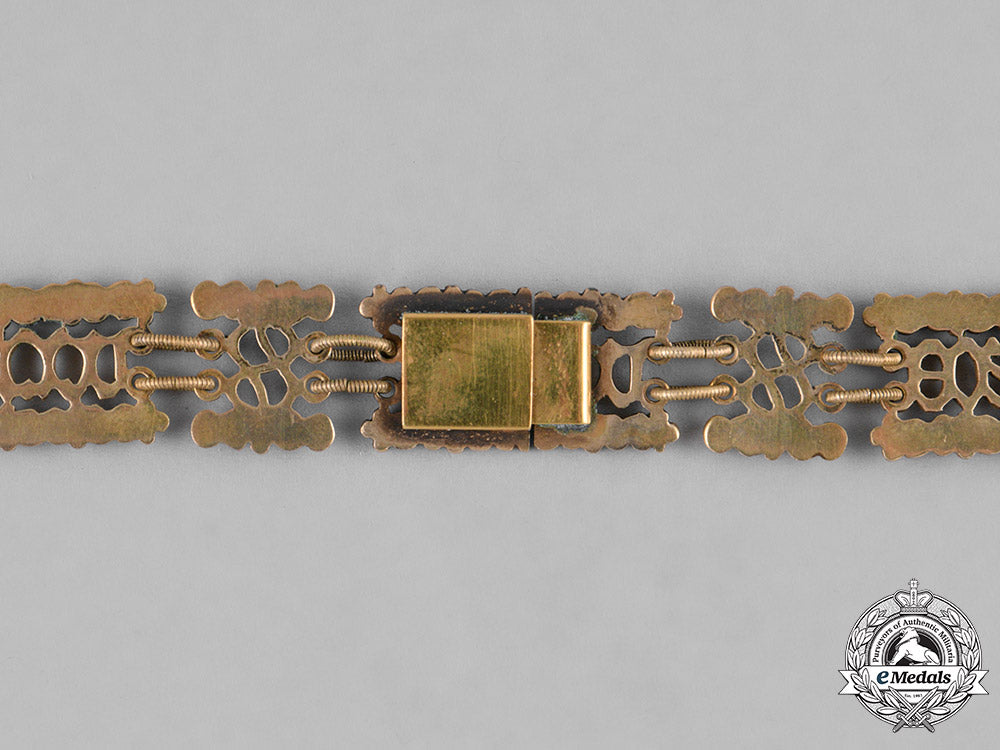 italy,_kingdom._an_order_of_the_annunciation,_lesser_collar_with_star,_by_cravanzola,_c.1930_m182_3494_1_1_1_1_1_1_1_1_1